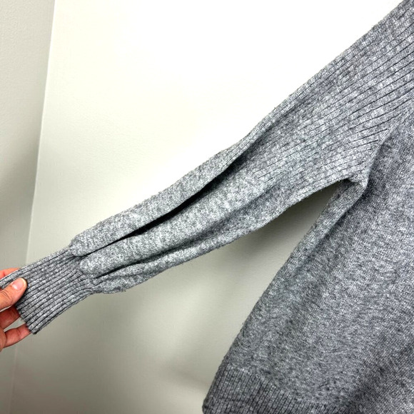 Anthropologie Women’s S Oversized Gray Paloma Long Sleeve Knitted Sweater - Picture 7 of 8